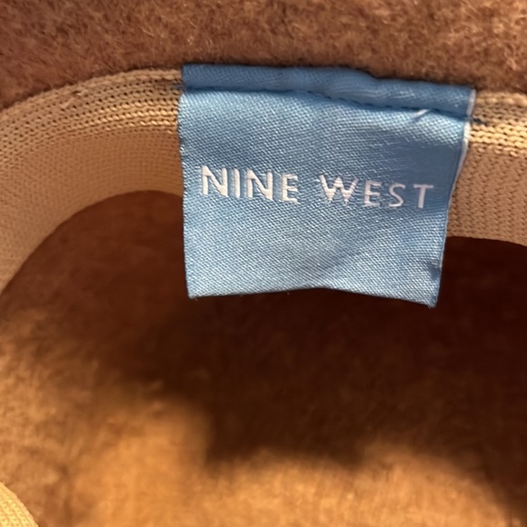 Nine West bucket hat. - Picture 3 of 6